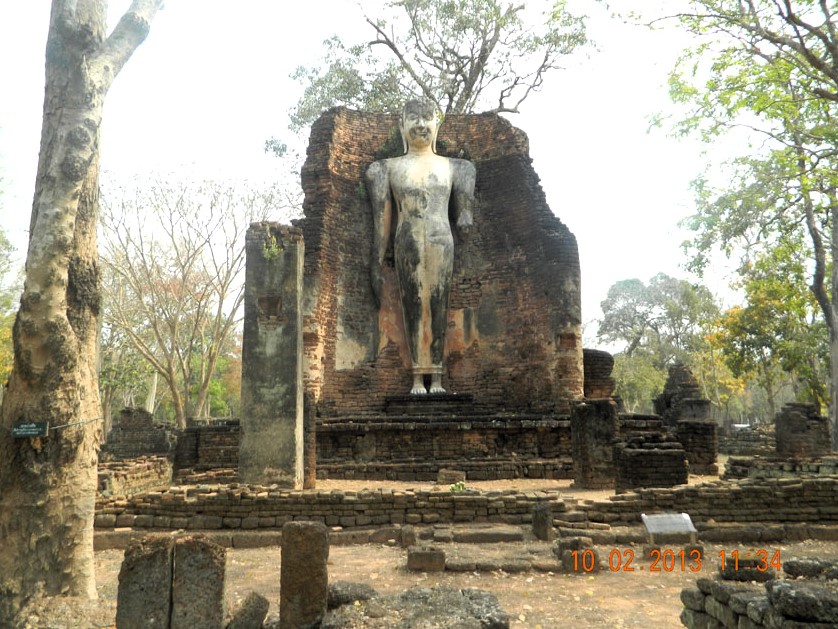 The ruins at Wat Phra Si Iriyabot, Kampheang Historical Park