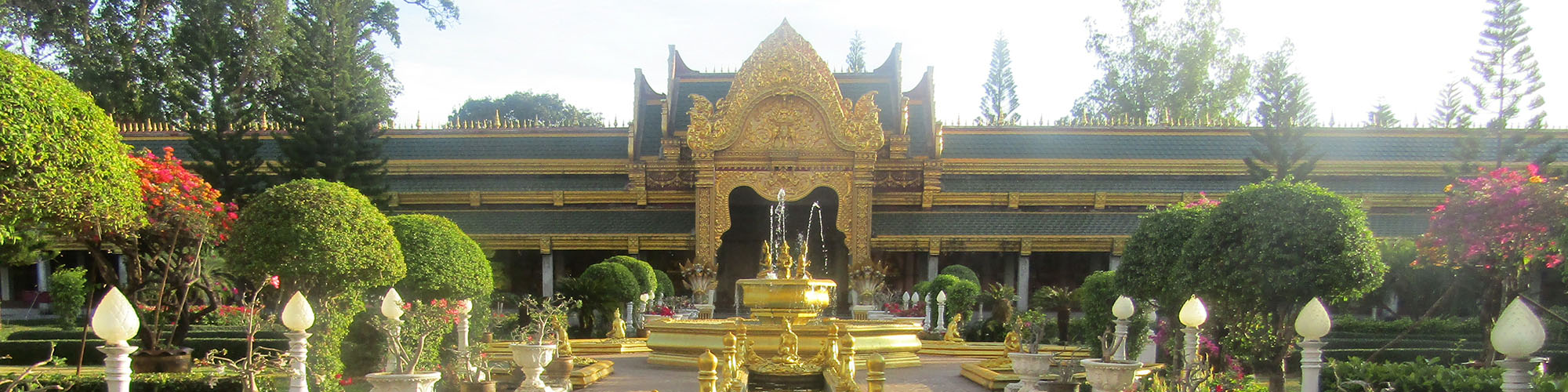 Phra Maha Chedi Chai Mongkhol, Nong Pok District, Roi-Et Province