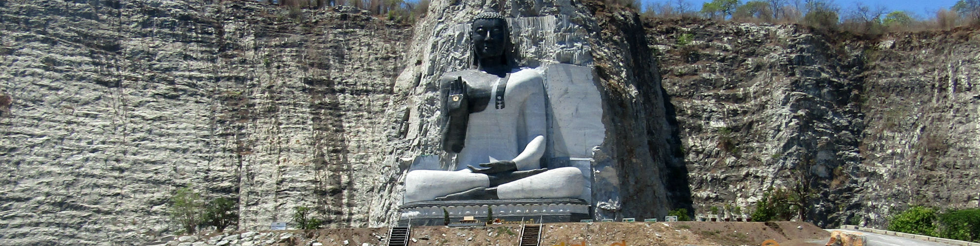 Bhutsaya Khiri Suvarnabhumi (Rock Buddha) Wat Khao Tham Thiam, U Thong District, Suphanburi Province