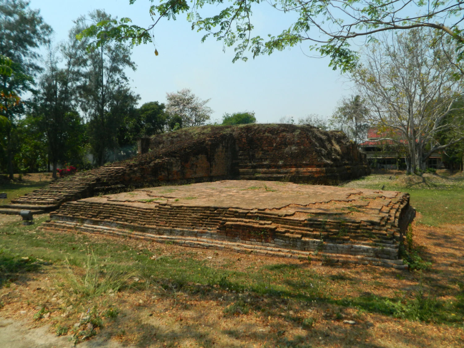 Monument No 18 in Ban Khu 				Bua Ancient Town, Ratchaburi Province